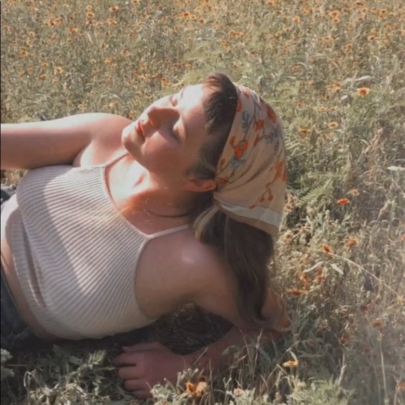 Thrift for me 💛 Custom Style Box - Picture 4 of 4